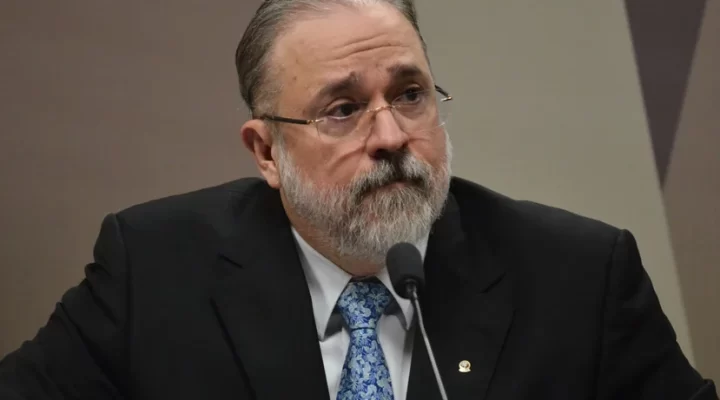 PGR diz que prisão de Bob Jeff é “censura prévia”