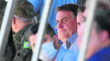 Bolsonaro deve negar reunião com governadores para evitar desgastes