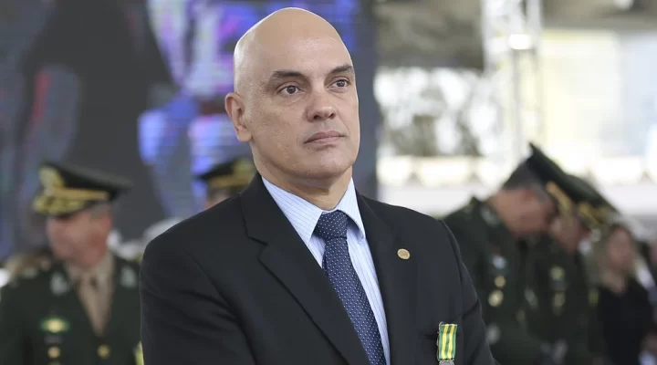 OAB aprova parecer contra pedido de impeachment de Moraes