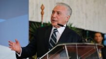 Temer diz que Moraes não recuou “um milímetro” em conversa com Bolsonaro