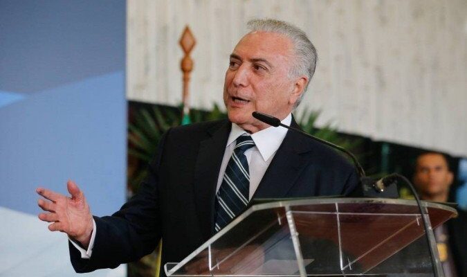 Temer diz que Moraes não recuou “um milímetro” em conversa com Bolsonaro