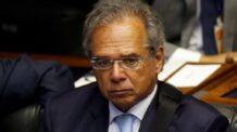 Plano de 10 anos do governo é continuar com privatizações, incluindo da Petrobras, diz Guedes