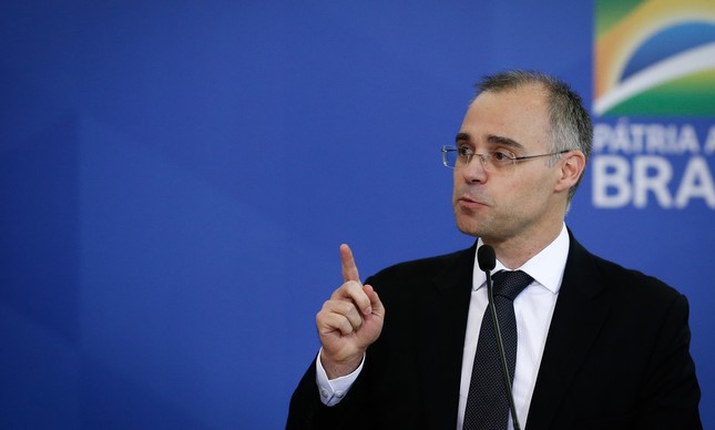 André Mendonça não pode ser ministro do STF