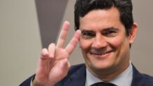 De volta ao Brasil, Moro discute candidatura em 2022