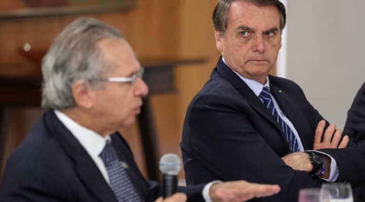 Crise da offshore amplia isolamento de Guedes, e Bolsonaro é pressionado por aliados