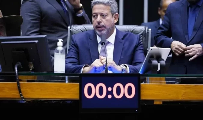 STF julga ações que podem trazer políticos condenados de volta à cena eleitoral