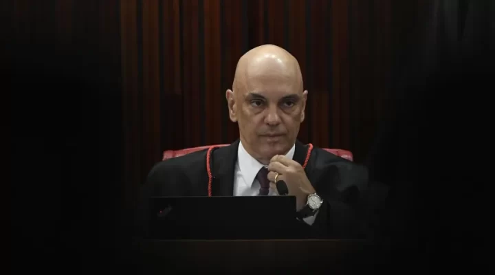 Moraes nega pedido para pronunciamento de Queiroga sobre campanha de vacinação