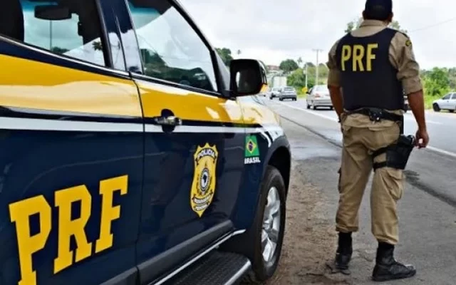 PRF abre apuração interna contra servidor que declarou voto em Lula
