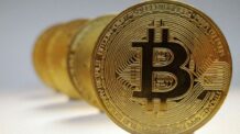 Câmara aprova projeto que regulamenta criptomoeda