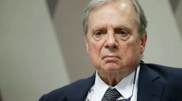 Tasso apresenta PEC alternativa com ampliação de R$ 80 bi no teto em 2023