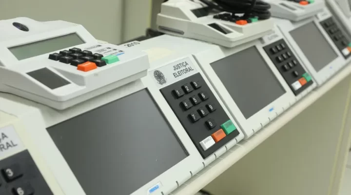 Área técnica do TSE lista falhas na argumentação do PL sobre urnas