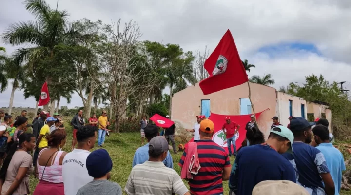 MST anuncia invasão de duas fazendas na Bahia