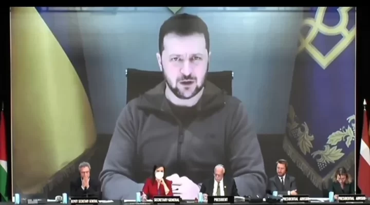 Zelensky pede à Otan proteção para as instalações nucleares da Ucrânia