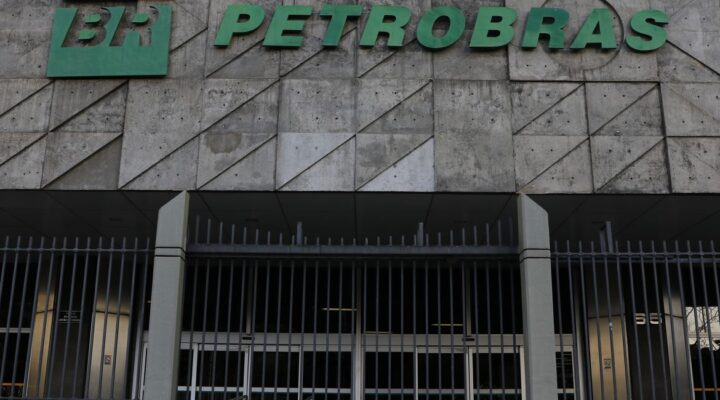 Petrobras tem lucro líquido de US$ 8,8 bilhões no 3º trimestre