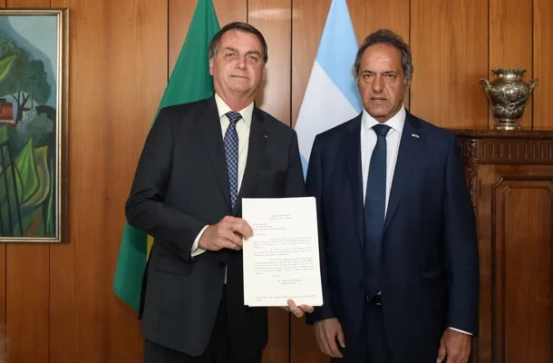 Financiamento bilionário do BNDES a gasoduto argentino tem apoio de Bolsonaro e Lula