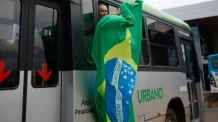 PF libera 600 idosos e mulheres com filhos pequenos presos por invasão bolsonarista