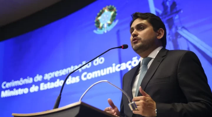 Governo federal gastará R$ 151 mil com lanche para ministro das Comunicações