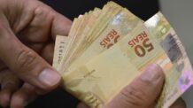Caixa paga Bolsa Família a beneficiários de NIS com final 8
